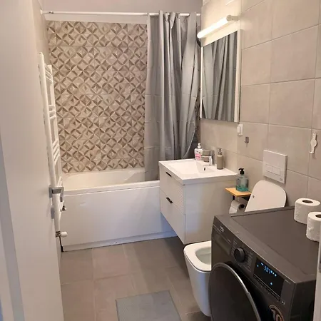 Onix Park Complex Elegant With Parking & Self Check In Apartment Bucharest