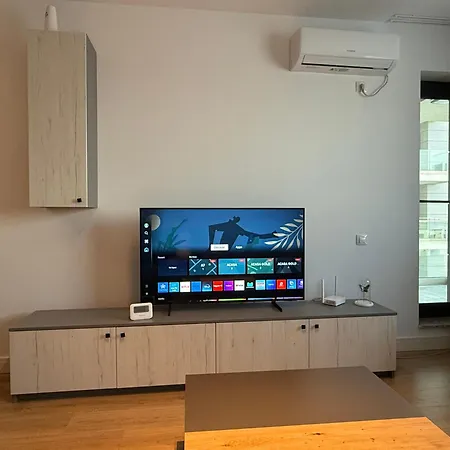 Onix Park Complex Elegant With Parking & Self Check In Daire