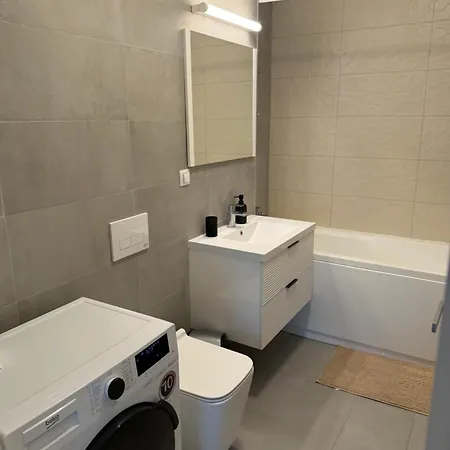 Onix Park Complex Elegant With Parking & Self Check In *