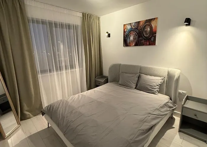 Onix Park Complex Elegant With Parking & Self Check In